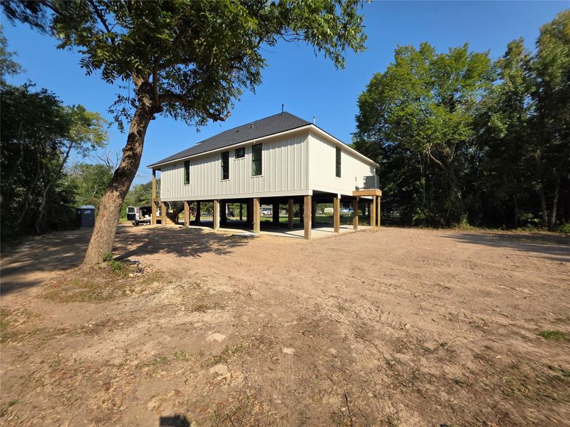 Exterior details and patio area of a home in , Bridge City (Image 18).