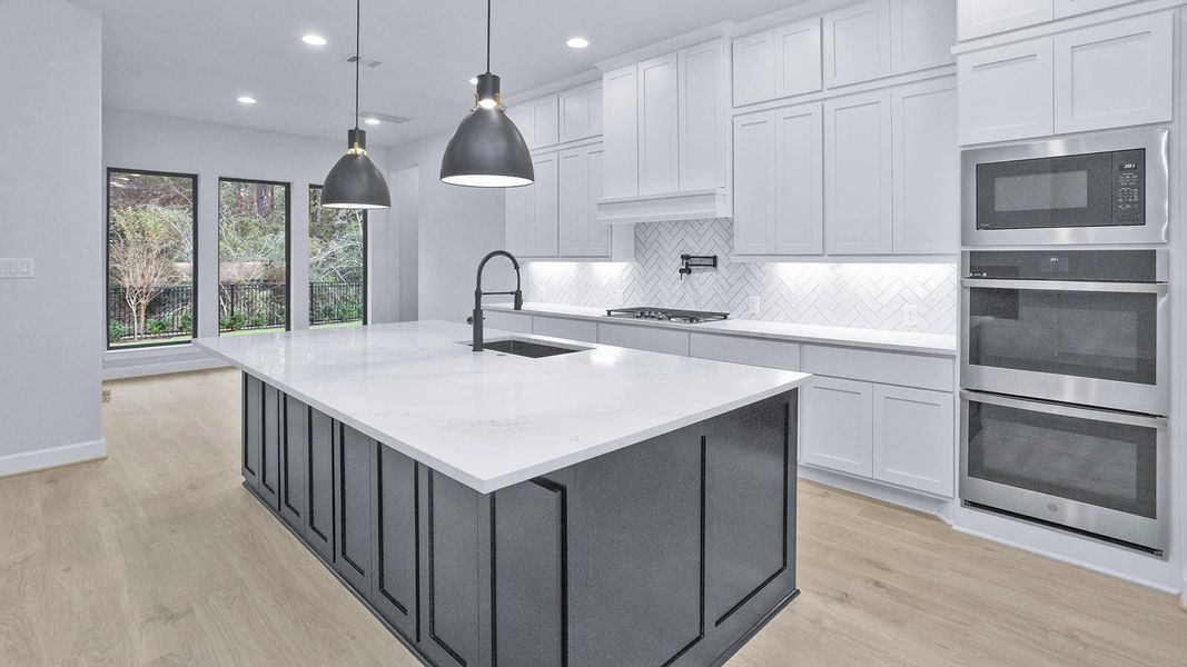 Furnished interior view inside a new home in Kresston 65', Magnolia (Image 6).