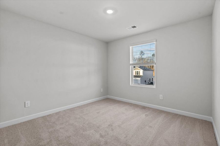 Spacious, unfurnished interior of a new home in Creek Ridge - Signature Collection, Spartanburg (Image 14).