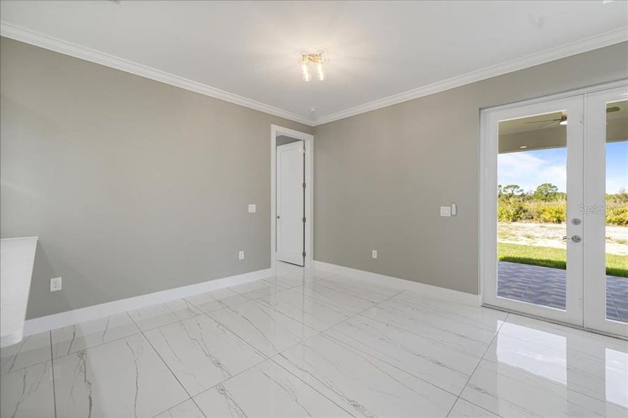 Spacious, unfurnished interior of a new home in , Lehigh Acres (Image 23).
