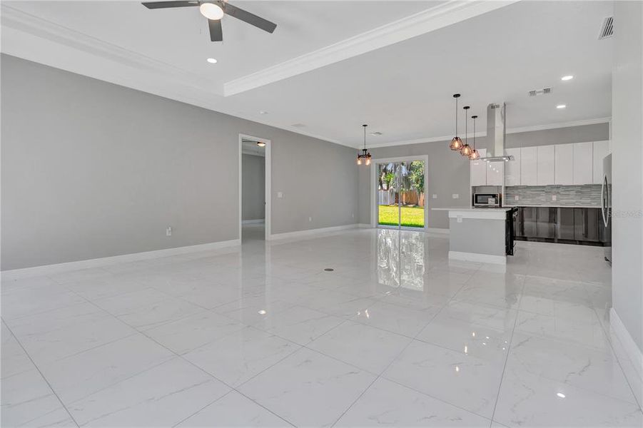 Spacious, unfurnished interior of a new home in , Leesburg (Image 41).