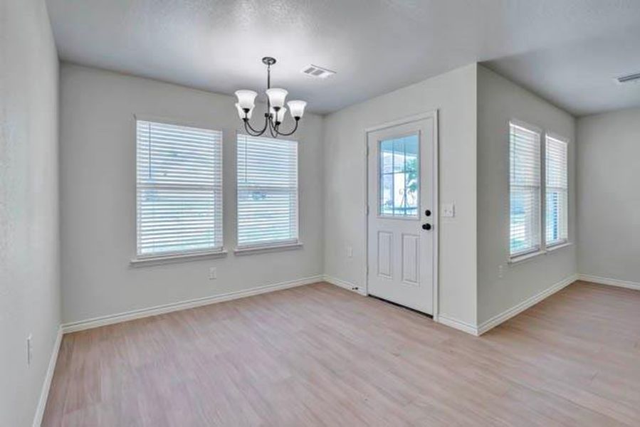 Spacious, unfurnished interior of a new home in , Fort Worth (Image 15).