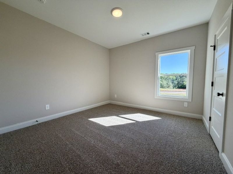 Spacious, unfurnished interior of a new home in Lakefield, Palmetto (Image 17). Spacious, unfurnished interior of a new home in Lakefield, Palmetto (Image 17).