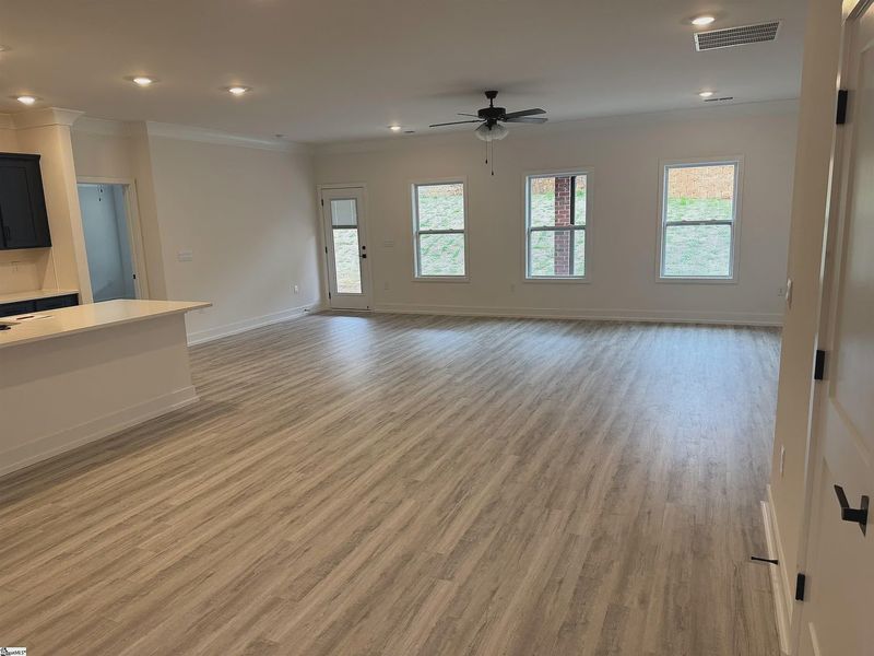 Spacious, unfurnished interior of a new home in Hidden Lake Estates, Greenville (Image 15).