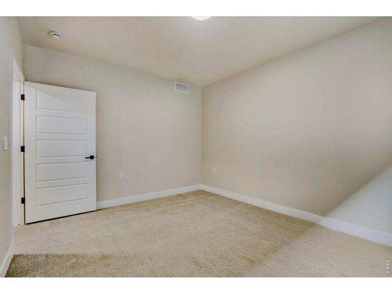 Spacious, unfurnished interior of a new home in , Fort Collins (Image 36).