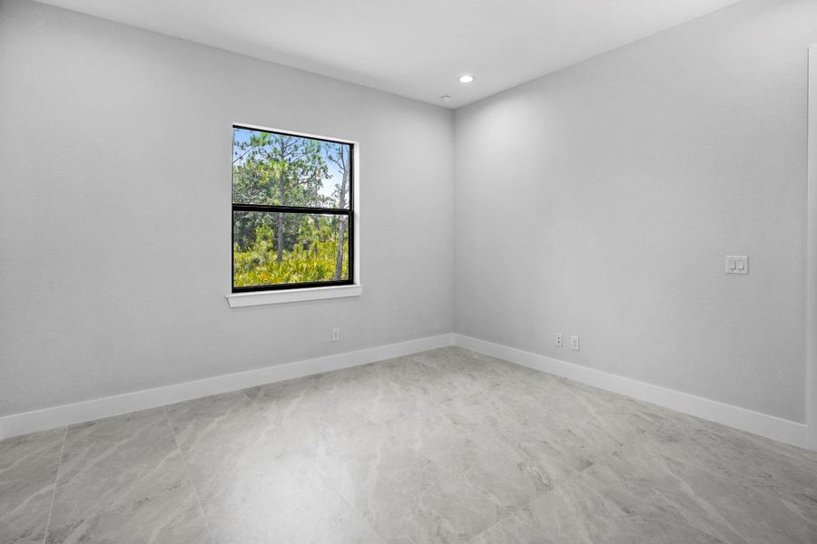 Spacious, unfurnished interior of a new home in , Port Charlotte (Image 18). Spacious, unfurnished interior of a new home in , Port Charlotte (Image 18).