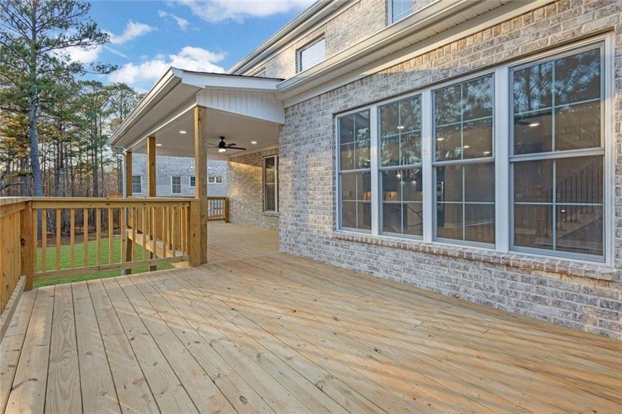 Exterior details and patio area of a home in , Fairburn (Image 4).