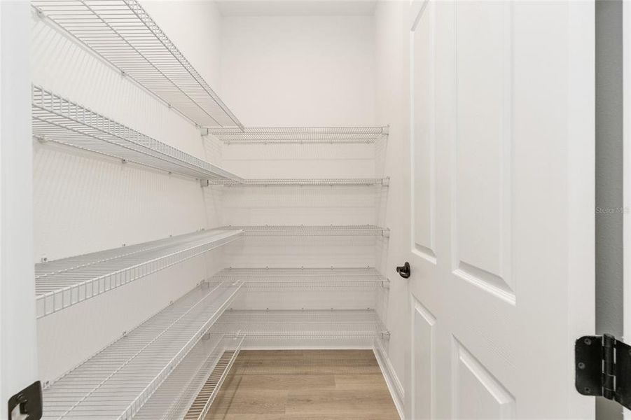 Spacious, unfurnished interior of a new home in , Ocala (Image 30).
