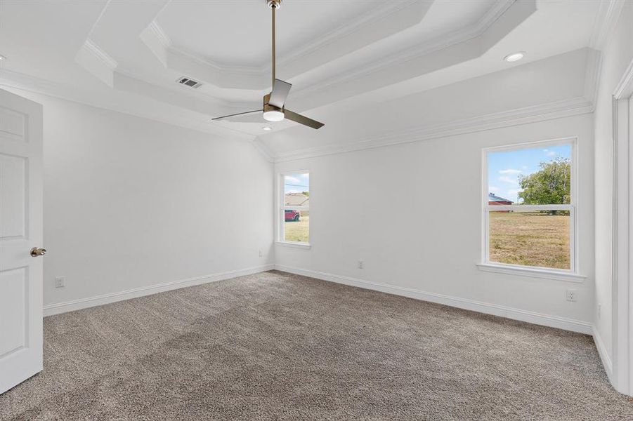 Spacious, unfurnished interior of a new home in , Ferris (Image 16).