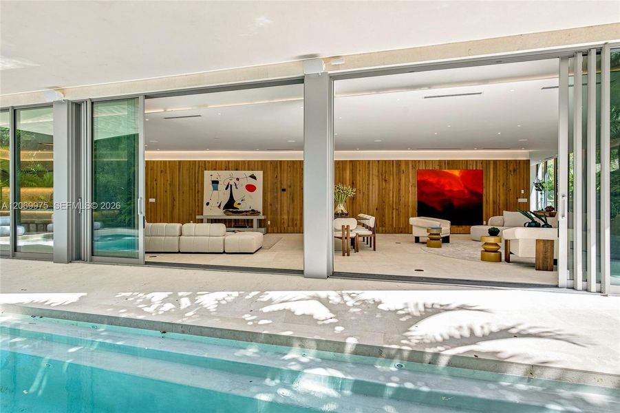 Exterior details and patio area of a home in , Miami (Image 30).