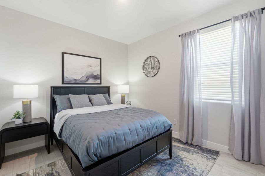 Representative furnished interior of a home built from the Santa Rosa by Hakes Brothers in Paseo Del Este, El Paso (Image 32).