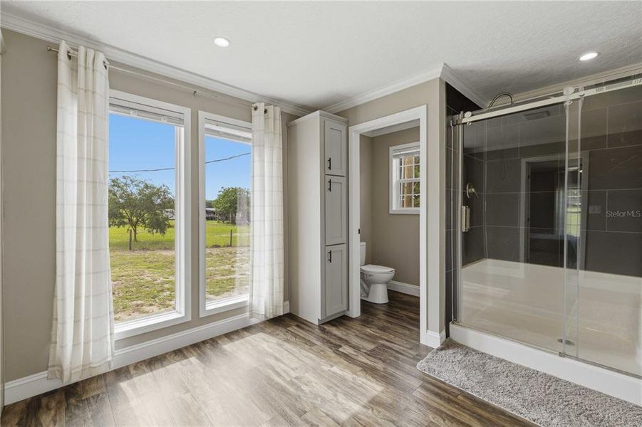Spacious, unfurnished interior of a new home in , Weirsdale (Image 18).