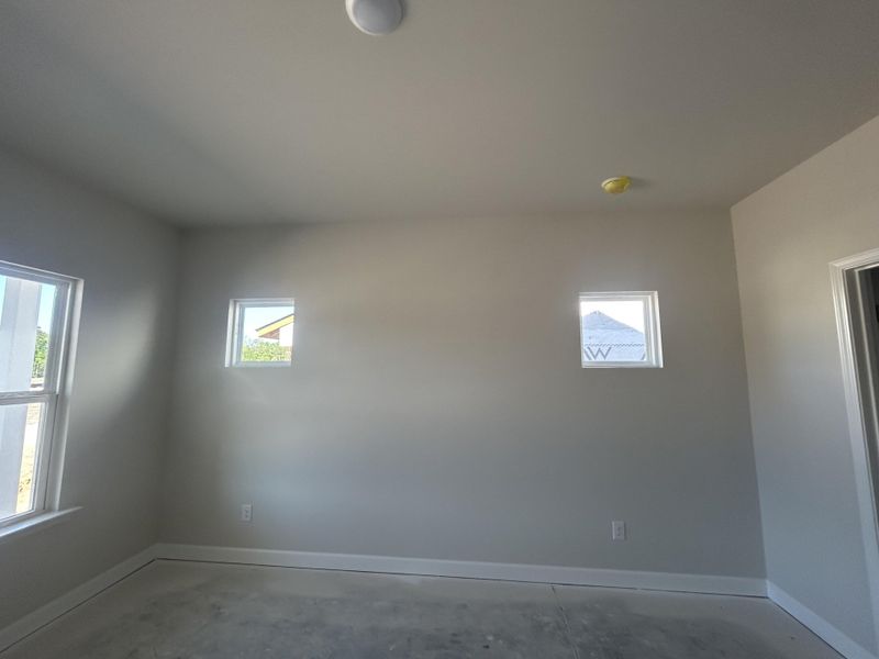 Spacious, unfurnished interior of a new home in , Ravenel (Image 4).