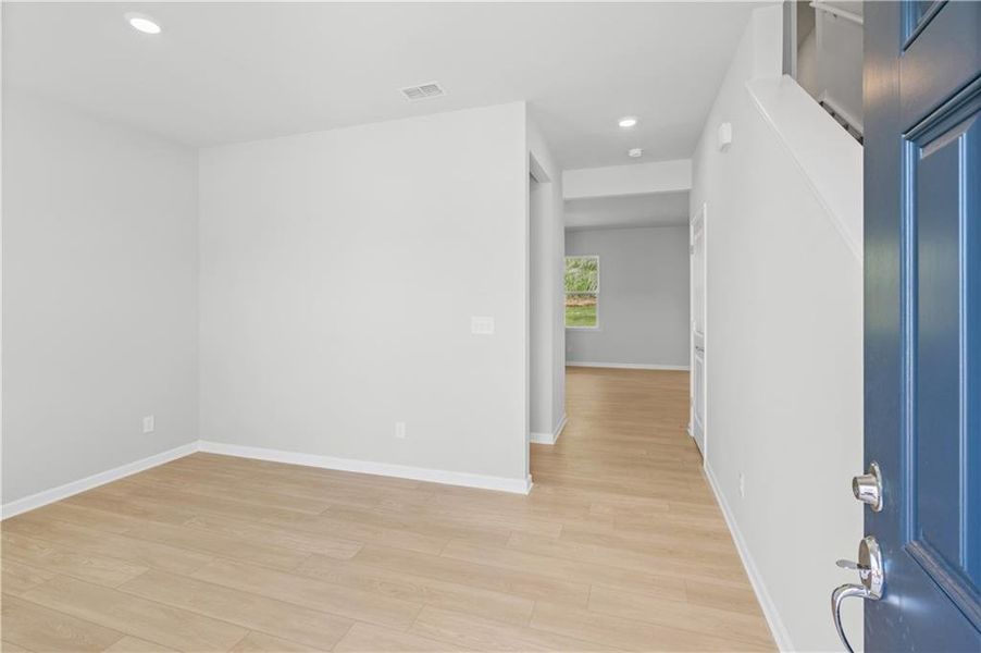 Spacious, unfurnished interior of a new home in Avery Ridge, Gainesville (Image 26). Spacious, unfurnished interior of a new home in Avery Ridge, Gainesville (Image 26).