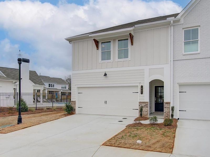 Image 33 of a home in Cherokee Township.