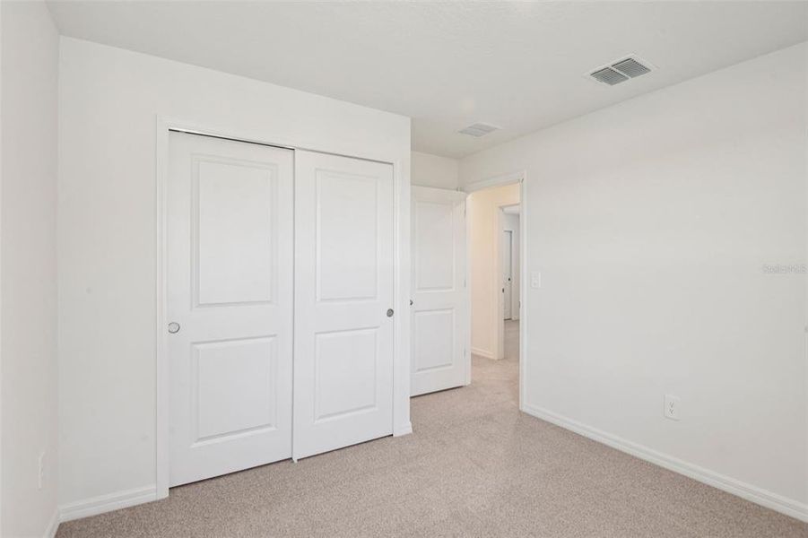 Spacious, unfurnished interior of a new home in Hilltop Vistas, Dade City (Image 21).