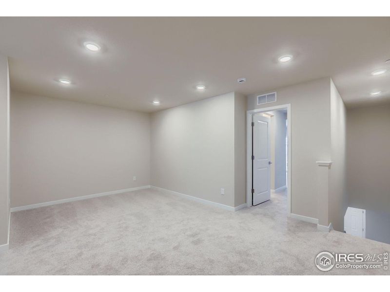 Home is move in ready. Same floorplan, different model. Home is move in ready. Same floorplan, different model.