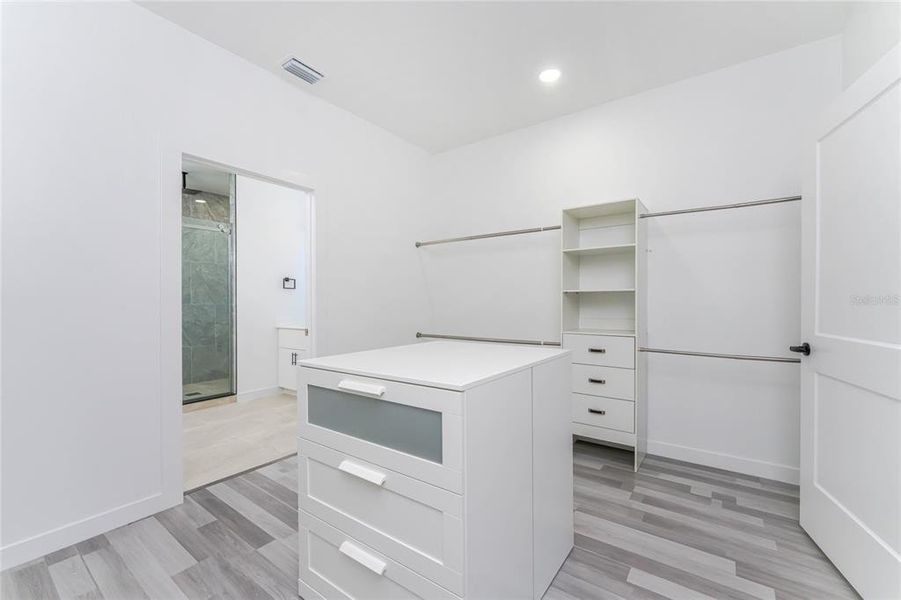 Furnished interior view inside a new home in , Port Charlotte (Image 19).