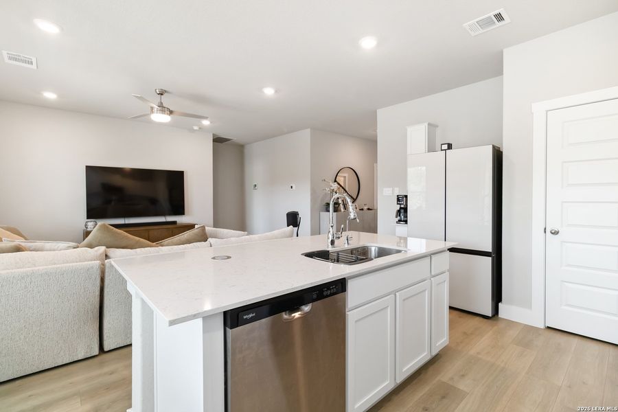 Furnished interior view inside a new home in Brookstone Creek, San Antonio (Image 4). Furnished interior view inside a new home in Brookstone Creek, San Antonio (Image 4).