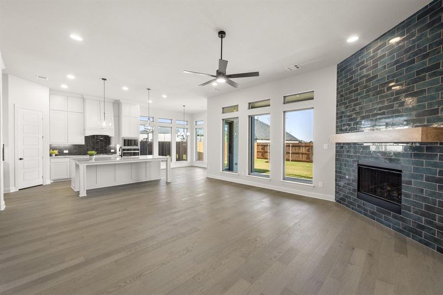 Spacious, unfurnished interior of a new home in Somerset - Phase 5, Mansfield (Image 16). Spacious, unfurnished interior of a new home in Somerset - Phase 5, Mansfield (Image 16).