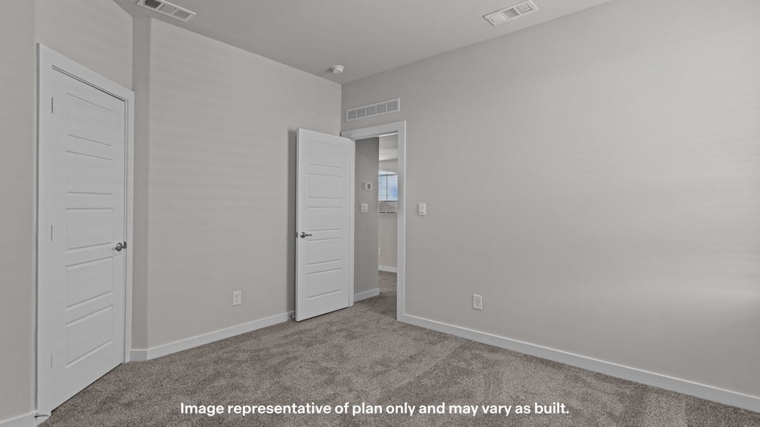 Spacious, unfurnished interior of a new home in Northwest Passage, Midland (Image 20). Spacious, unfurnished interior of a new home in Northwest Passage, Midland (Image 20).