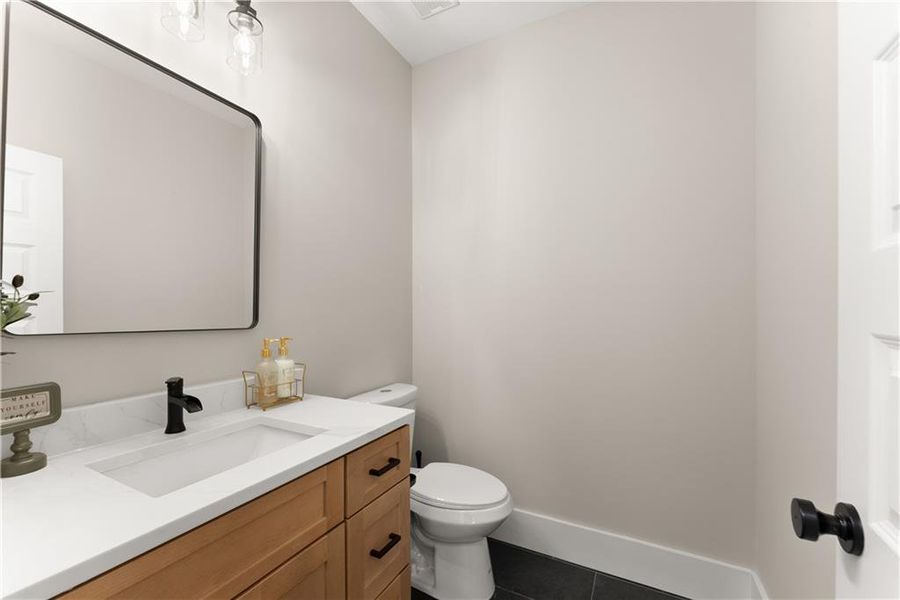 Furnished interior view inside a new home in , Jefferson (Image 30).