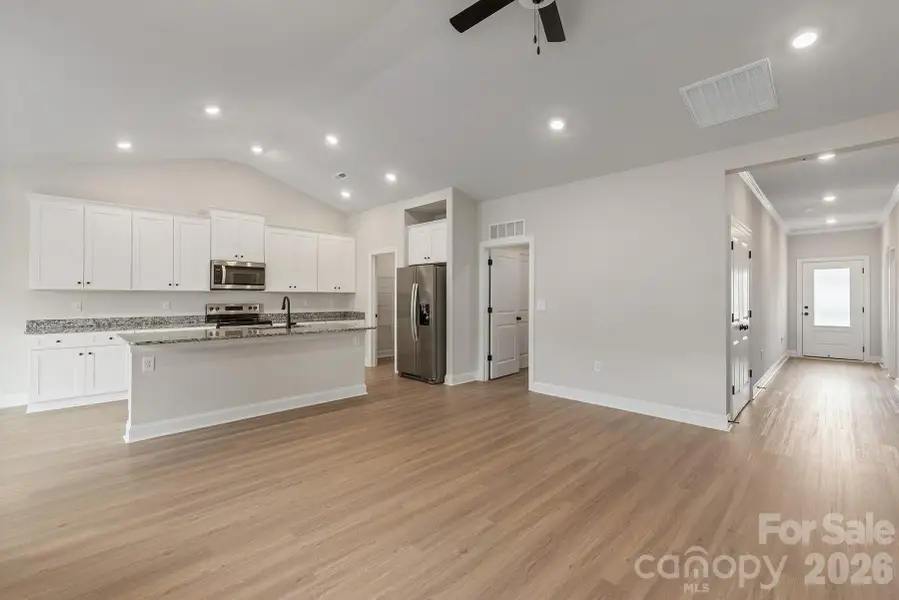 Image 11 of a home in Ascot Woods. Image 11 of a home in Ascot Woods.