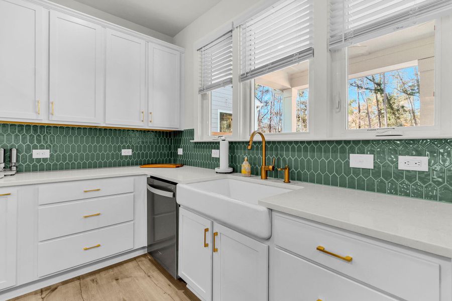 Furnished interior view inside a new home in , Ravenel (Image 13).