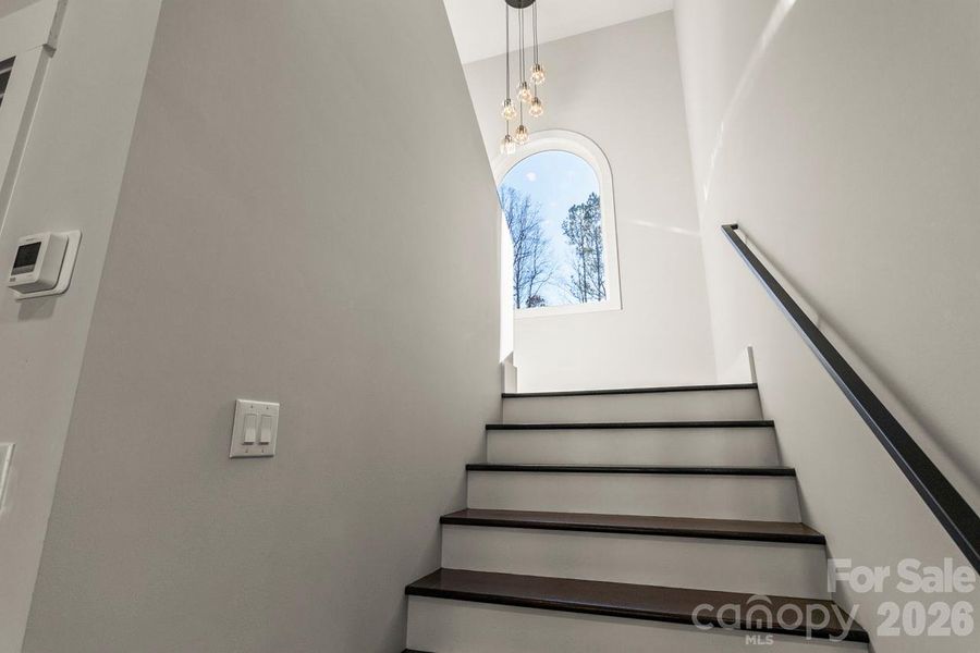 Spacious, unfurnished interior of a new home in , Lincolnton (Image 40).