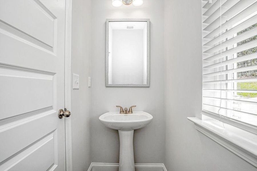 Close-up of interior finishes inside a home in , Macon (Image 8).