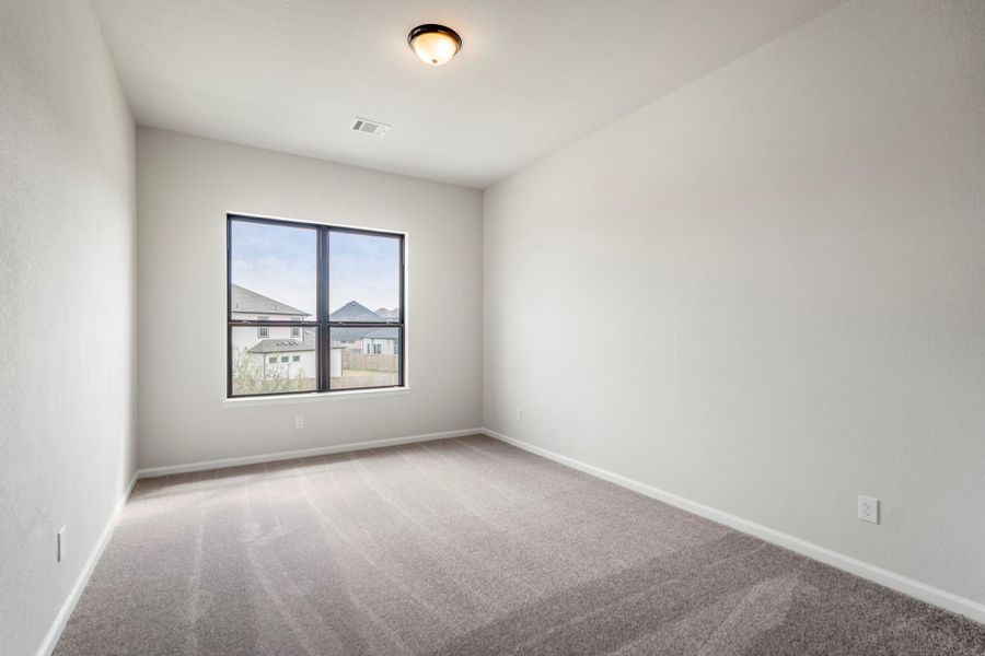 Spacious, unfurnished interior of a new home in Jordan Ranch 70' Lots, Fulshear (Image 30). Spacious, unfurnished interior of a new home in Jordan Ranch 70' Lots, Fulshear (Image 30).