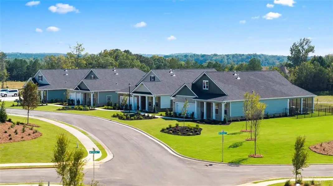 Image 11 of a home in Oak Ridge Meadows.