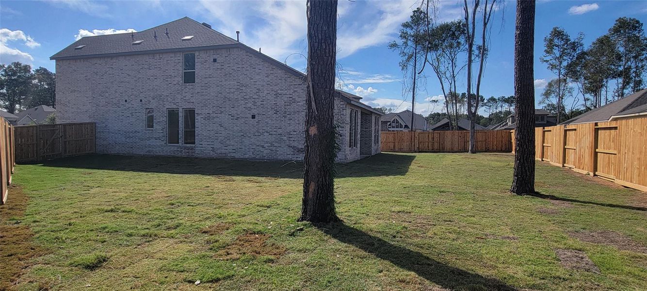 **Photos are merely illustrative of the floor plan. This is not the actual homesite.**