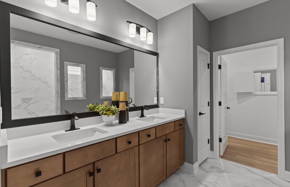 Owners Suite His and Her Sinks