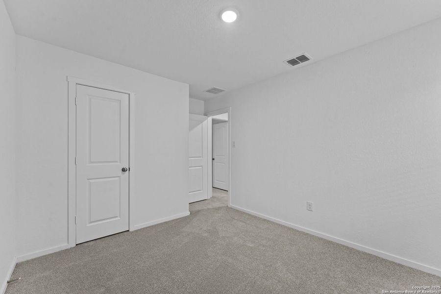 Spacious, unfurnished interior of a new home in Torian Village: Belmar Collection, San Antonio (Image 17).