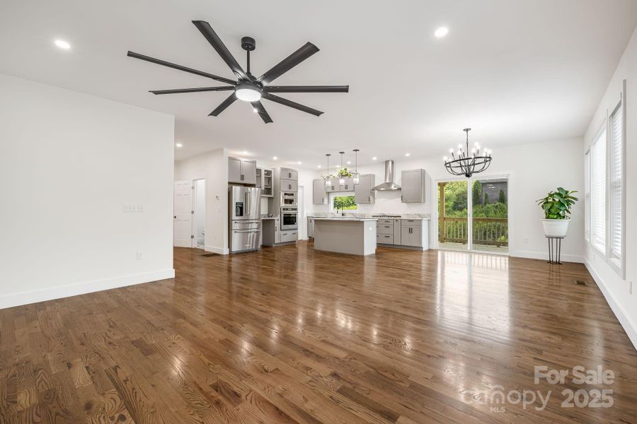 Spacious, unfurnished interior of a new home in , Weaverville (Image 36).