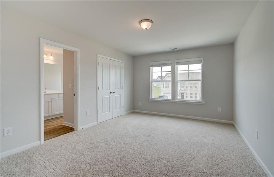 Spacious, unfurnished interior of a new home in Chapel Hill, Newnan (Image 12). Spacious, unfurnished interior of a new home in Chapel Hill, Newnan (Image 12).