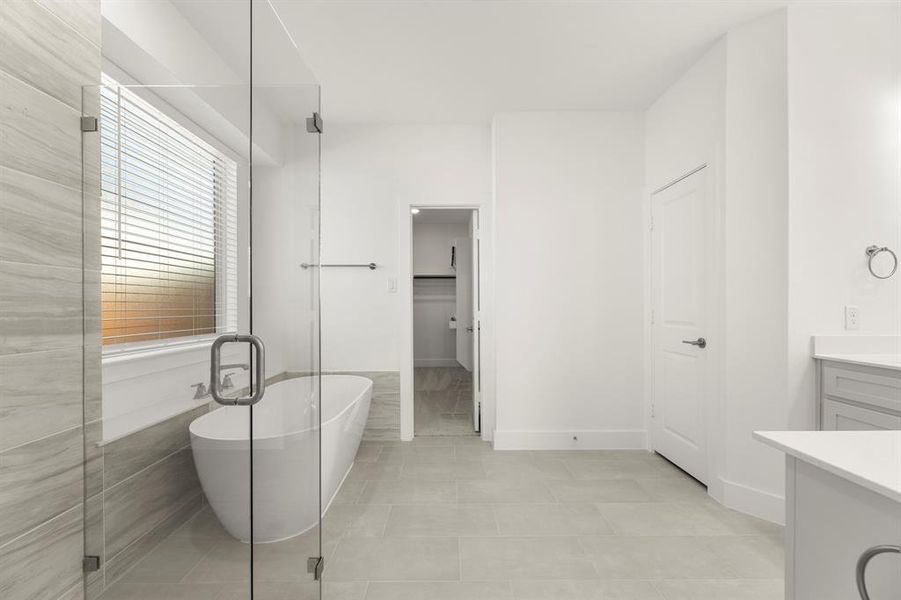 17. 2405 Parkway - Bath 17. 2405 Parkway - Bath