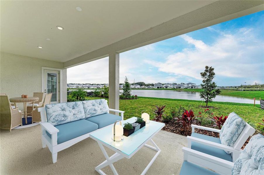 Exterior details and patio area of a home in Mirada, San Antonio (Image 3).