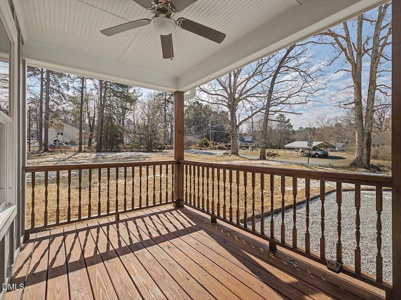 08-Front Porch 08-Front Porch