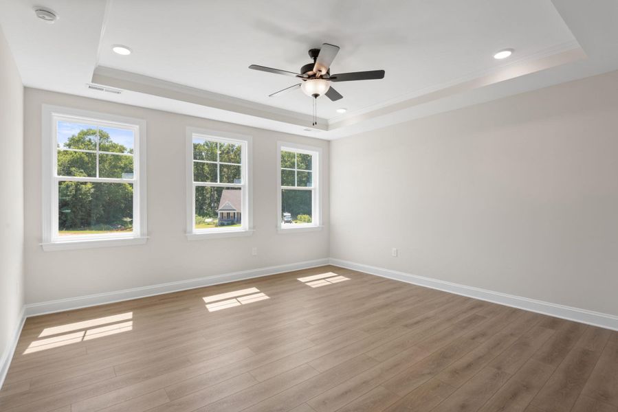 Spacious, unfurnished interior of a new home in Redland, Advance (Image 20). Spacious, unfurnished interior of a new home in Redland, Advance (Image 20).