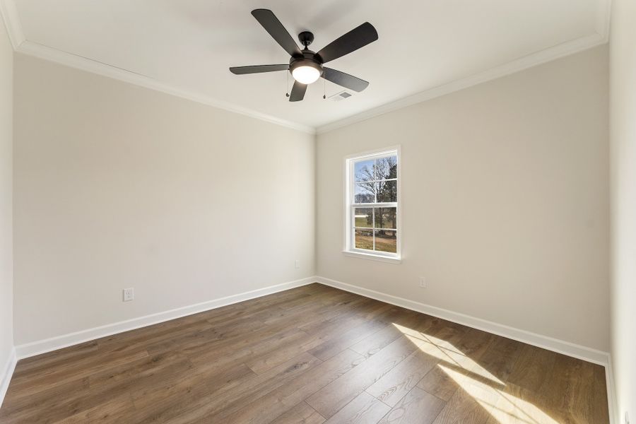 Spacious, unfurnished interior of a new home in Parris Meadows, Chesnee (Image 24).