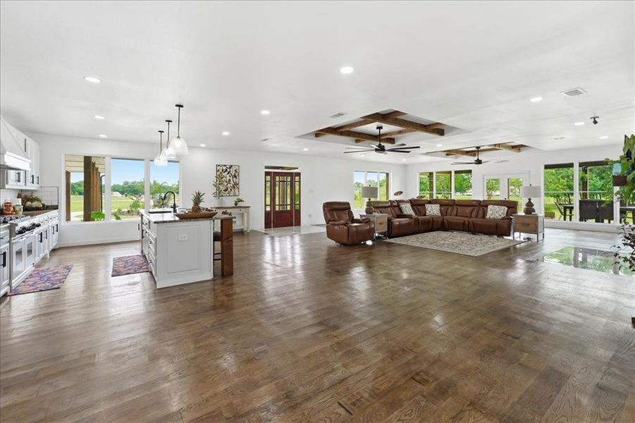 Open Floor Plan With Views Open Floor Plan With Views