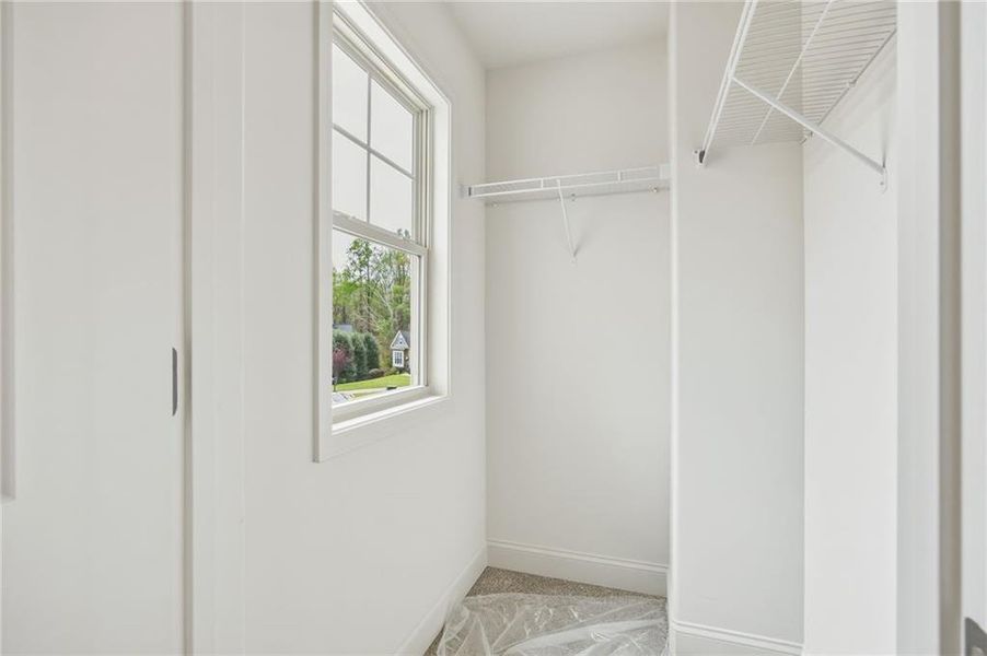 Spacious, unfurnished interior of a new home in , Dallas (Image 30).