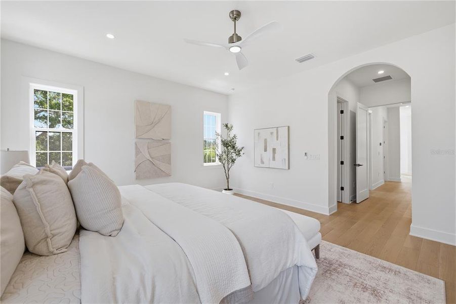Furnished interior view inside a new home in , St. Petersburg (Image 47).