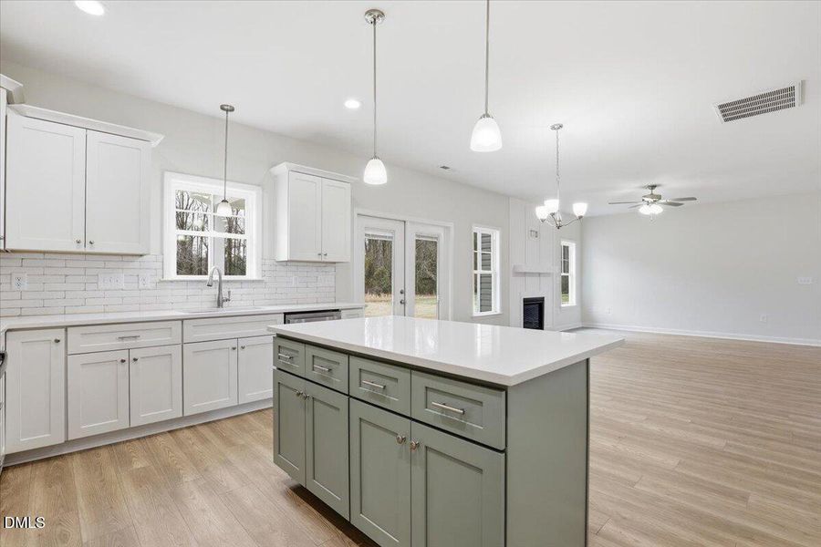 20-404 Creeks Edge Dr-20