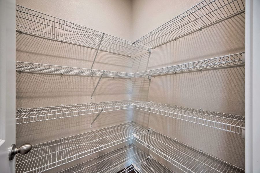 Spacious, unfurnished interior of a new home in Ridge at Lorson Ranch, Colorado Springs (Image 21).