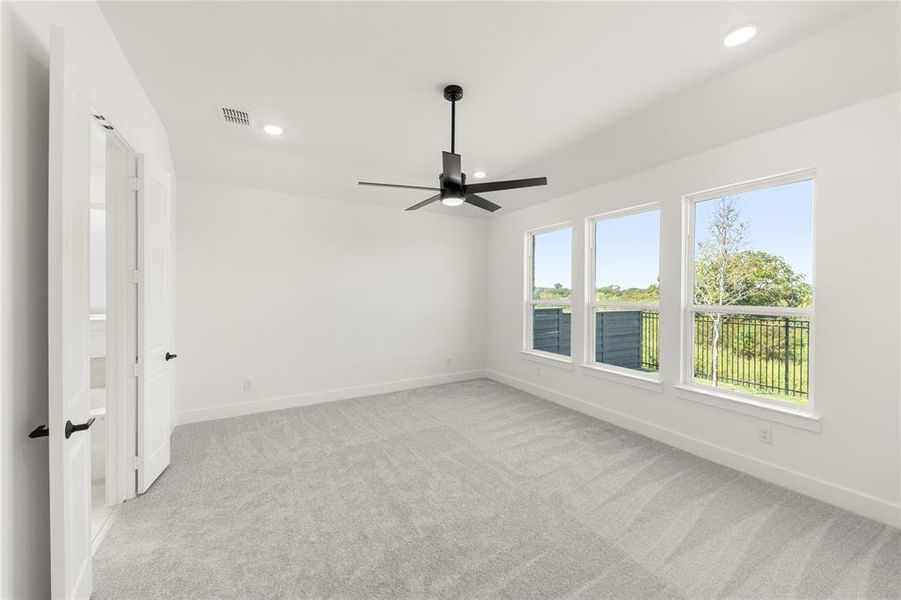 Spacious, unfurnished interior of a new home in Inspiration Collection at Union Park, Little Elm (Image 19).