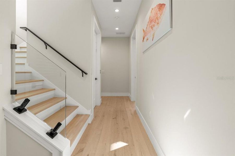 Spacious, unfurnished interior of a new home in , New Smyrna Beach (Image 25).