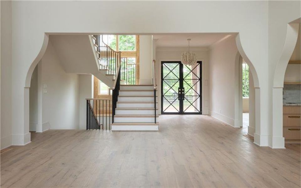 Spacious, unfurnished interior of a new home in , Canton (Image 27).